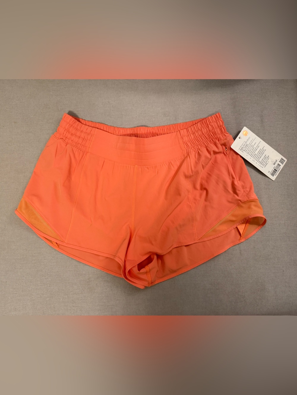 Lululemon Hotty Hot Short 2.5” Coral Kiss Size 12